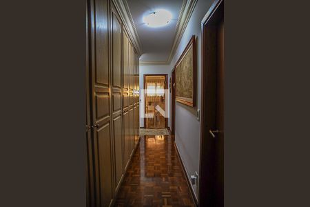 Apartamento para alugar com 207m², 3 quartos e 2 vagasCorredor