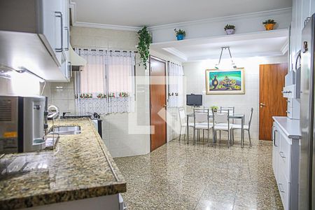 Apartamento para alugar com 207m², 3 quartos e 2 vagasCozinha