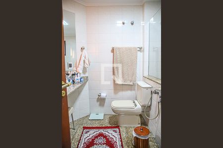 Apartamento para alugar com 207m², 3 quartos e 2 vagasBanheiro da Suíte 1