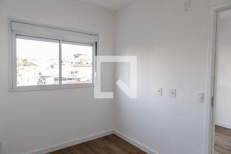Quarto 1 de apartamento para alugar com 2 quartos, 38m² em Vila Invernada, São Paulo