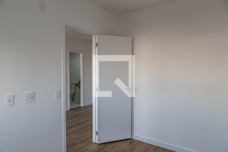 Quarto 1 de apartamento para alugar com 2 quartos, 38m² em Vila Invernada, São Paulo