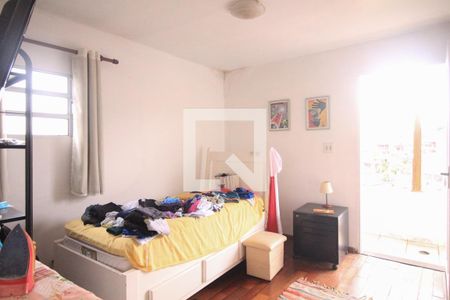 Casa à venda com 250m², 4 quartos e 3 vagasSuíte 2