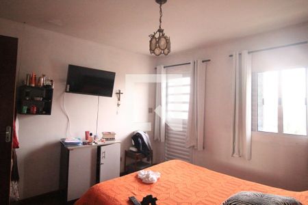 Casa à venda com 250m², 4 quartos e 3 vagasSuíte 3 