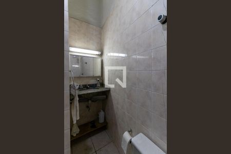 Casa à venda com 190m², 2 quartos e 3 vagas Casa à venda com 190m², 2 quartos e 3 vagasCasa 2 Banheiro