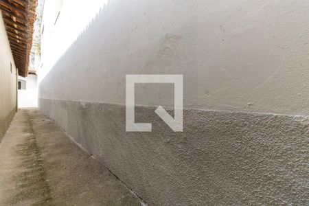 Casa à venda com 190m², 2 quartos e 3 vagas Casa à venda com 190m², 2 quartos e 3 vagasCorredor Lateral