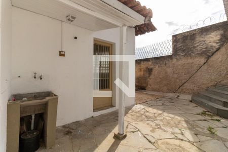 Casa à venda com 190m², 2 quartos e 3 vagas Casa à venda com 190m², 2 quartos e 3 vagasLavanderia