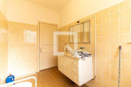 Casa à venda com 190m², 2 quartos e 3 vagas Casa à venda com 190m², 2 quartos e 3 vagasBanheiro