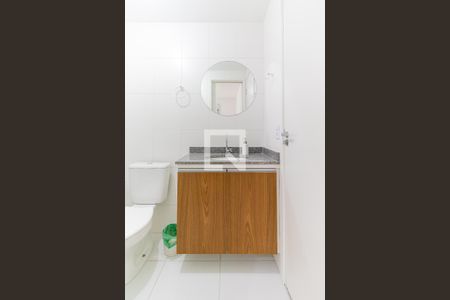 Apartamento para alugar com 35m², 2 quartos e 1 vaga Apartamento para alugar com 35m², 2 quartos e 1 vagaBanheiro