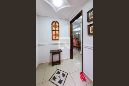 Casa à venda com 225m², 3 quartos e 5 vagas Casa à venda com 225m², 3 quartos e 5 vagasHall de Entrada