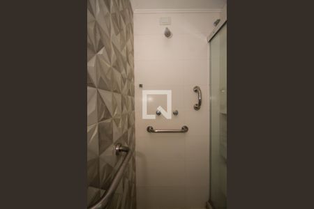 Apartamento à venda com 191m², 3 quartos e 1 vaga Apartamento à venda com 191m², 3 quartos e 1 vagaBanheiro da Suíte