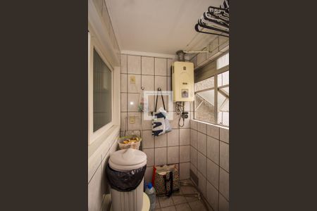 Apartamento à venda com 191m², 3 quartos e 1 vaga Apartamento à venda com 191m², 3 quartos e 1 vagaCozinha e Área de Serviço