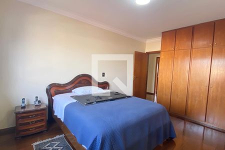 Casa de condomínio à venda com 500m², 4 quartos e 6 vagasSuíte 3