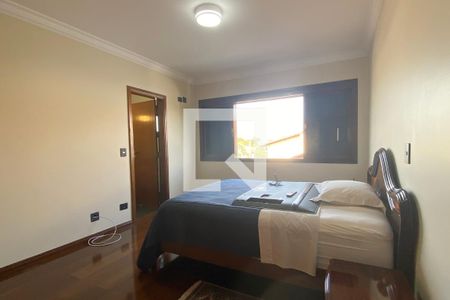 Casa de condomínio à venda com 500m², 4 quartos e 6 vagasSuíte 3