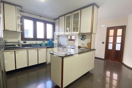 Casa de condomínio à venda com 500m², 4 quartos e 6 vagasCozinha