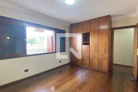 Casa de condomínio à venda com 500m², 4 quartos e 6 vagasSuíte 2