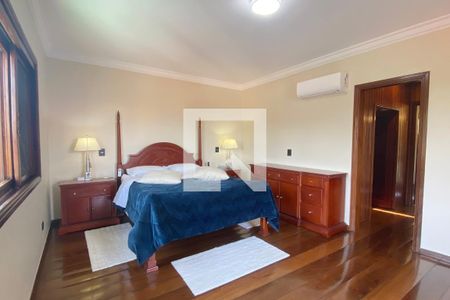 Casa de condomínio à venda com 500m², 4 quartos e 6 vagasSuíte 1