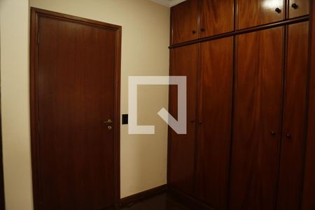 Casa à venda com 500m², 4 quartos e 4 vagasCloset