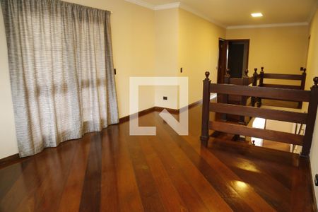 Casa à venda com 500m², 4 quartos e 4 vagasCorredor