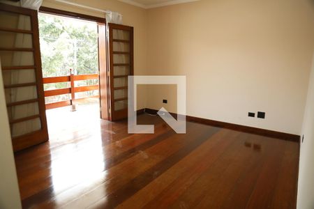 Casa à venda com 500m², 4 quartos e 4 vagasSuíte 2