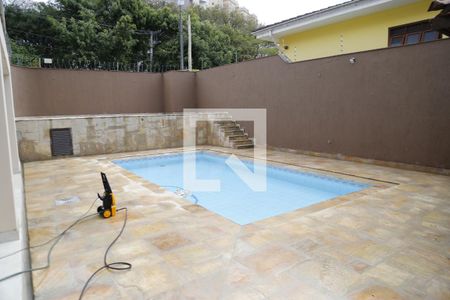Casa à venda com 500m², 4 quartos e 4 vagasPiscina