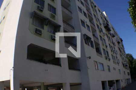 Apartamento para alugar com 65m², 2 quartos e 1 vagaFachada do bloco