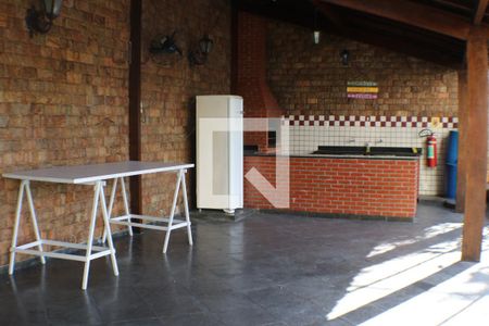 Apartamento para alugar com 65m², 2 quartos e 1 vagaÁrea comum - Churrasqueira
