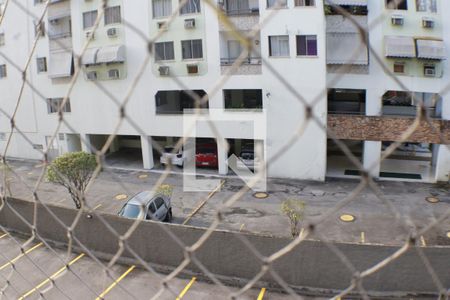 Apartamento para alugar com 65m², 2 quartos e 1 vagaCozinha