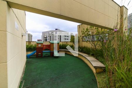 Apartamento à venda com 215m², 3 quartos e 4 vagas Apartamento à venda com 215m², 3 quartos e 4 vagasÁrea Comum - Playground
