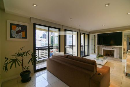 Apartamento à venda com 215m², 3 quartos e 4 vagas Apartamento à venda com 215m², 3 quartos e 4 vagasSala