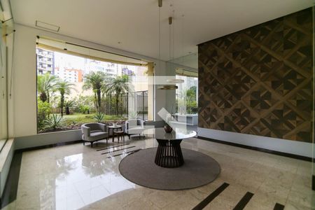 Apartamento à venda com 215m², 3 quartos e 4 vagas Apartamento à venda com 215m², 3 quartos e 4 vagasHall social