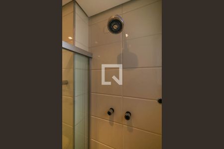 Apartamento à venda com 215m², 3 quartos e 4 vagas Apartamento à venda com 215m², 3 quartos e 4 vagasBanheiro da Suíte 2