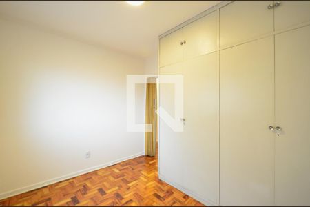 Apartamento à venda com 150m², 3 quartos e 1 vagaQuarto 2
