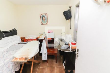 Casa à venda com 150m², 4 quartos e 3 vagas Casa à venda com 150m², 4 quartos e 3 vagasLavanderia