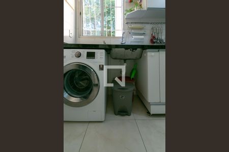 Apartamento à venda com 50m², 2 quartos e 1 vaga Apartamento à venda com 50m², 2 quartos e 1 vagaCozinha e Área de Serviço