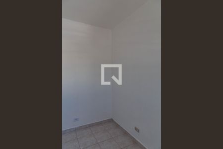 Apartamento à venda com 75m², 2 quartos e sem vaga Apartamento à venda com 75m², 2 quartos e sem vagaQuarto de Serviço