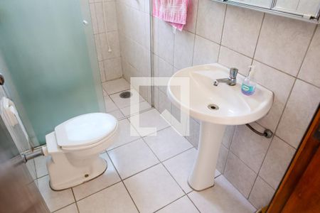 Casa à venda com 400m², 2 quartos e 5 vagas Casa à venda com 400m², 2 quartos e 5 vagasBanheiro da Lavanderia