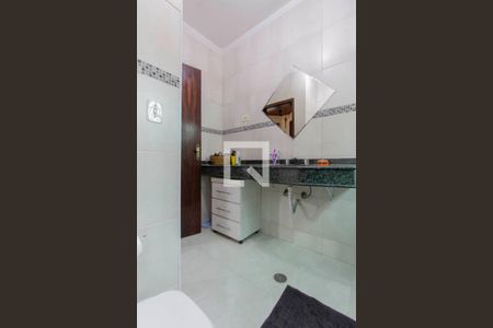 Casa à venda com 230m², 3 quartos e 4 vagasBanheiro