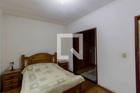 Casa à venda com 230m², 3 quartos e 4 vagasSuíte 