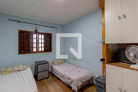 Casa à venda com 230m², 3 quartos e 4 vagasQuarto 2