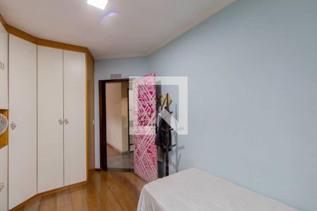 Casa à venda com 230m², 3 quartos e 4 vagasQuarto 2