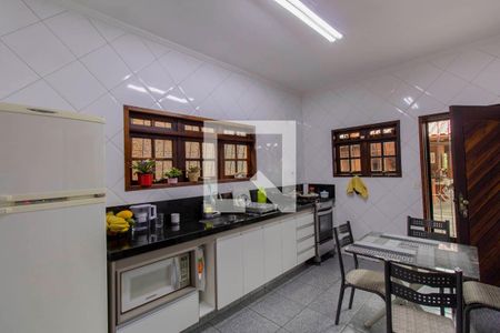 Casa à venda com 230m², 3 quartos e 4 vagasCozinha