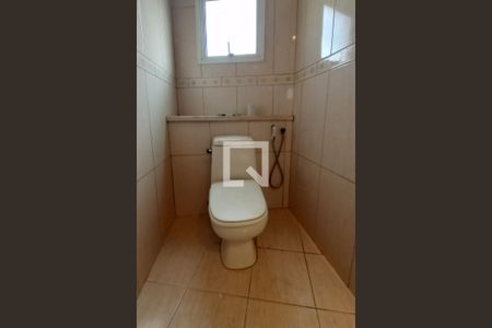 Casa à venda com 300m², 3 quartos e 3 vagasBanheiro da Suíte 1