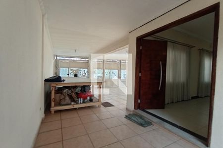 Casa à venda com 300m², 3 quartos e 3 vagasHall de Entrada