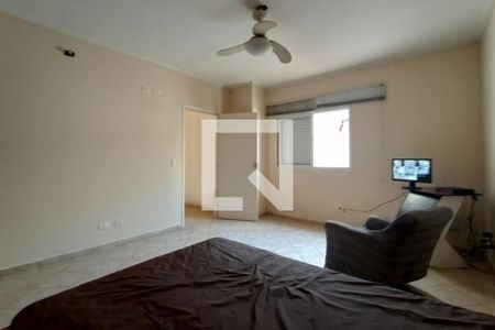 Casa à venda com 300m², 3 quartos e 3 vagasQuarto 3 - Suíte