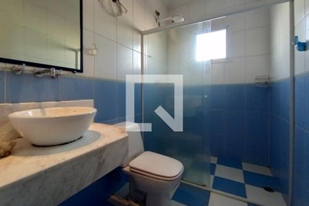 Casa à venda com 300m², 3 quartos e 3 vagasBanheiro da Suíte 3