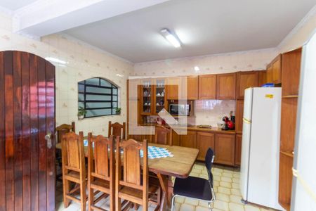Casa à venda com 120m², 3 quartos e 2 vagas Casa à venda com 120m², 3 quartos e 2 vagasCozinha