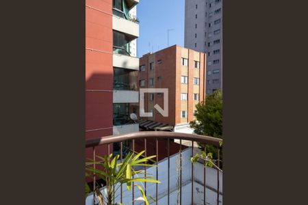 Apartamento à venda com 205m², 4 quartos e 3 vagas Apartamento à venda com 205m², 4 quartos e 3 vagasVaranda do Quarto 4