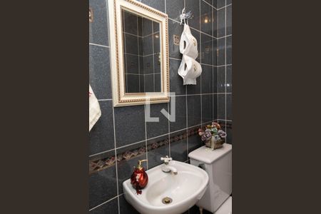 Apartamento à venda com 205m², 4 quartos e 3 vagas Apartamento à venda com 205m², 4 quartos e 3 vagasLavabo