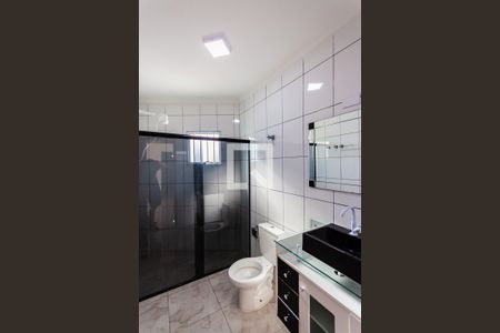 Casa à venda com 240m², 3 quartos e 8 vagas Casa à venda com 240m², 3 quartos e 8 vagasBanheiro da Suíte