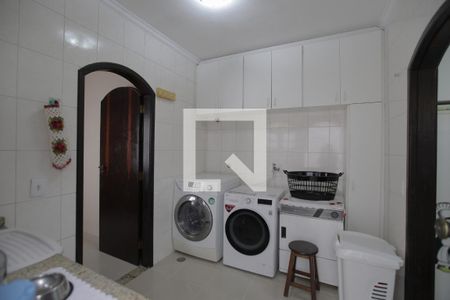 Casa à venda com 450m², 5 quartos e 4 vagasÁrea de Serviço